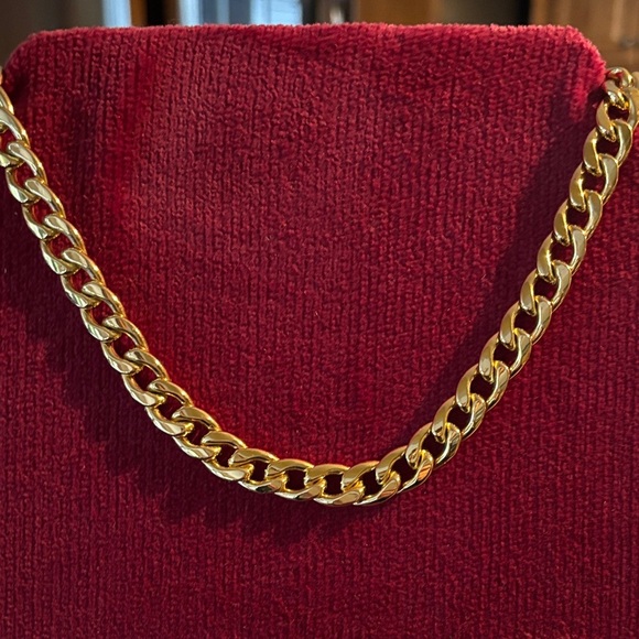 Dyadema Italy Toggle Classic Gold Chain Necklace - Picture 2 of 4